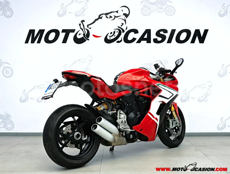 Ducati SuperSport - Vista 3