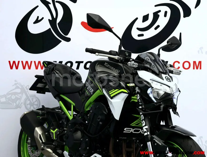 Kawasaki Z900 - Vista 4