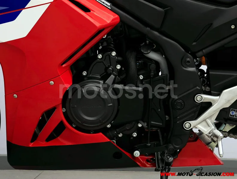Honda CBR500R - Vista 10