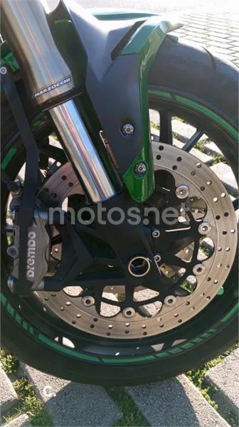Benelli 752 S - Vista 5