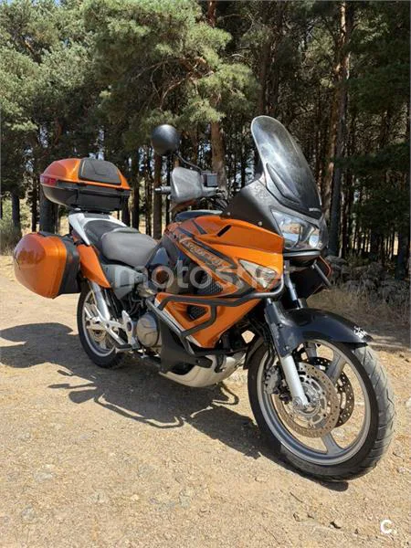 Honda XL1000V Varadero 5900 € 2008 Salamanca - 1