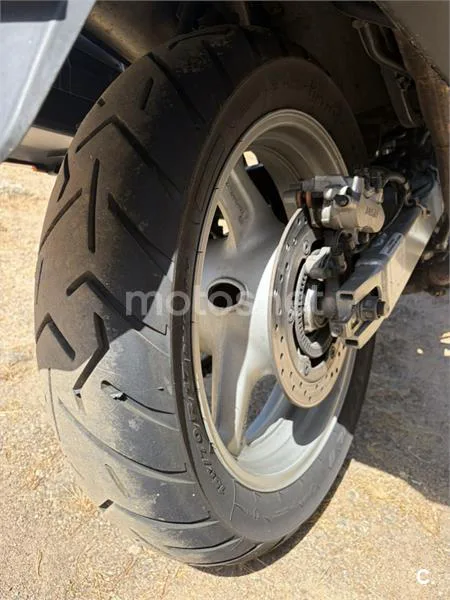 Honda XL1000V Varadero - Vista 6