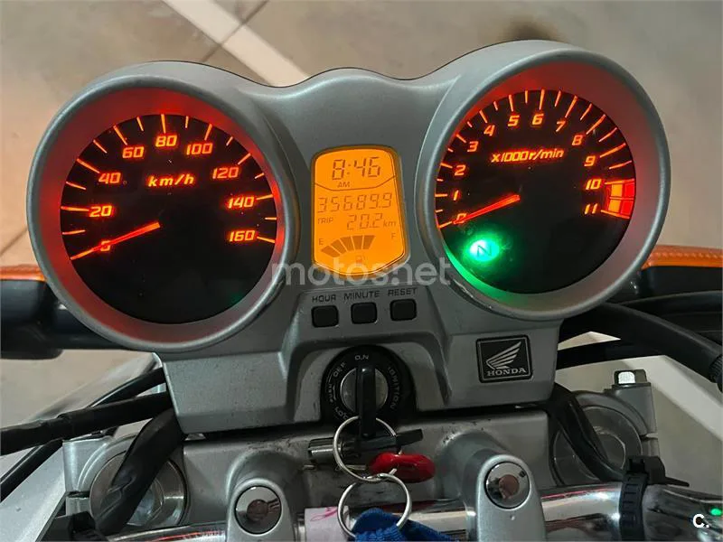 Honda CBF250 - Vista 5