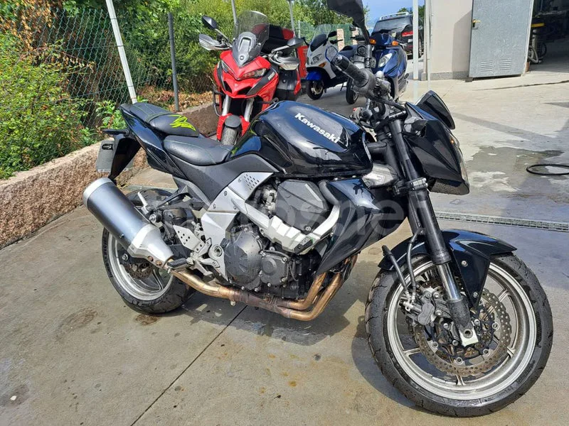 Kawasaki Z750 3500 € 2010 Pontevedra - 2
