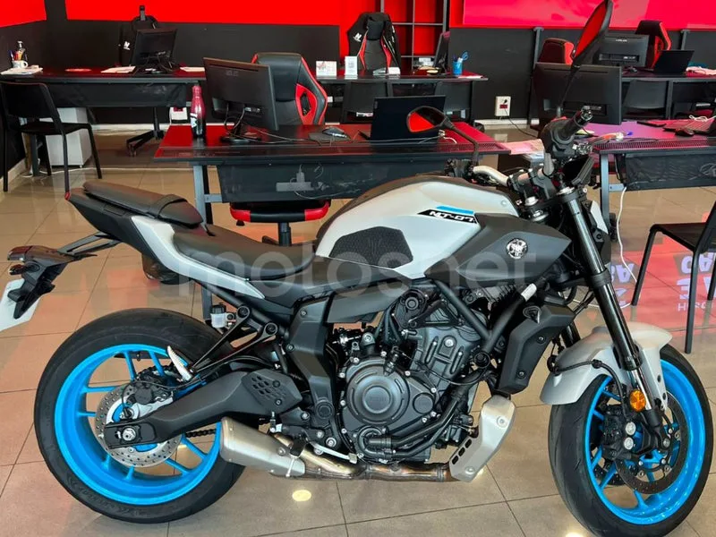 Yamaha MT-07 - Vista 5