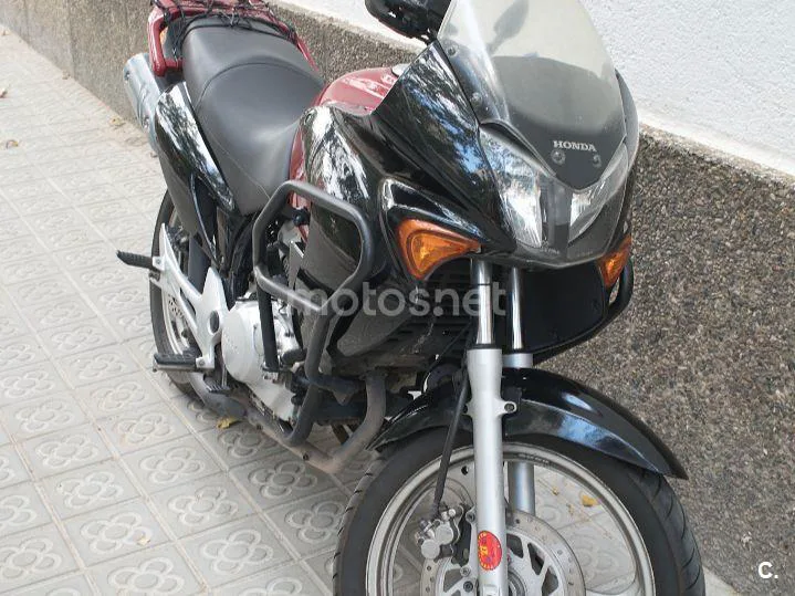 Honda XL125V Varadero 1800 € 2006 Barcelona - 2
