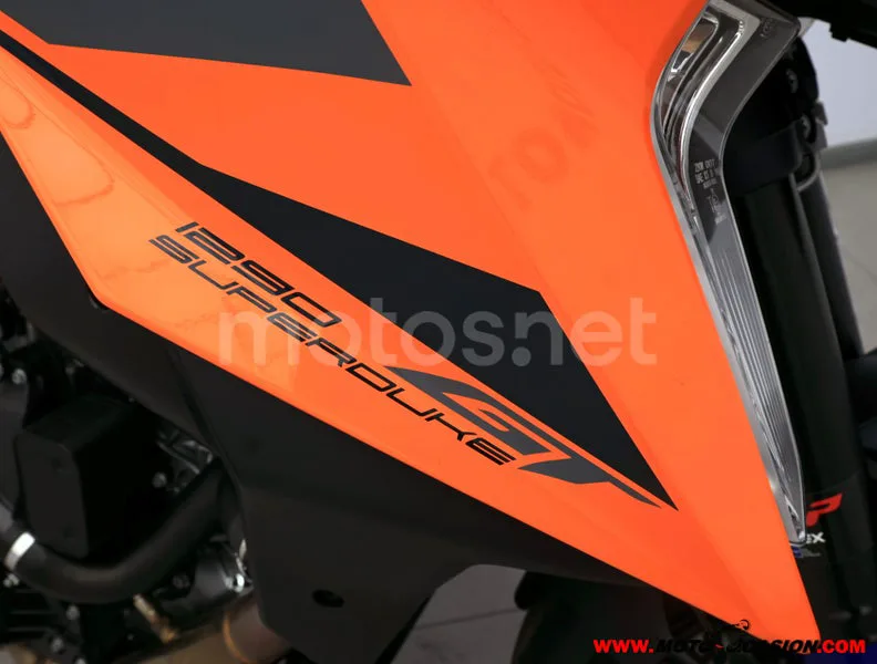 KTM 1290 Super Duke GT - Vista 8