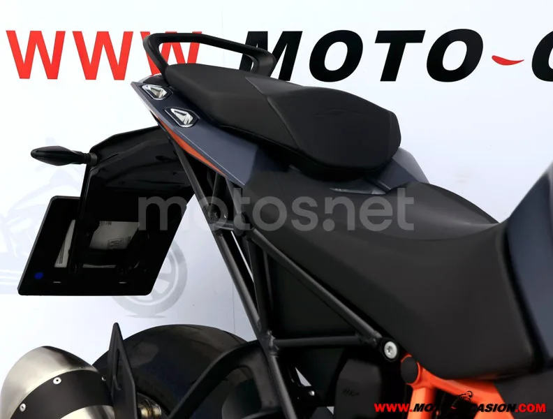 KTM 1290 Super Duke GT - Vista 10