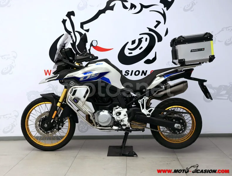 Voge 900DSX - Vista 6