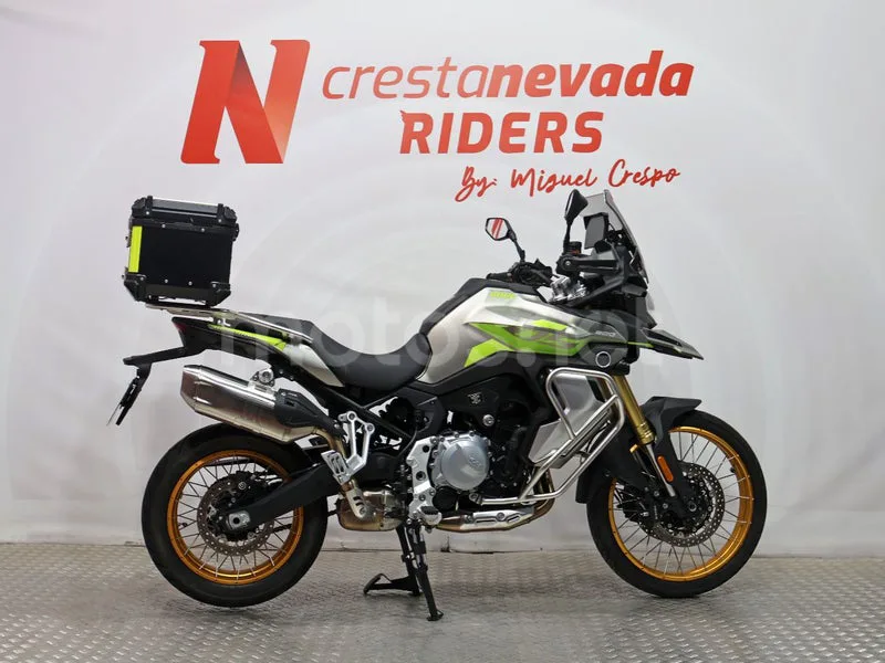 Voge 900DSX - Vista 11