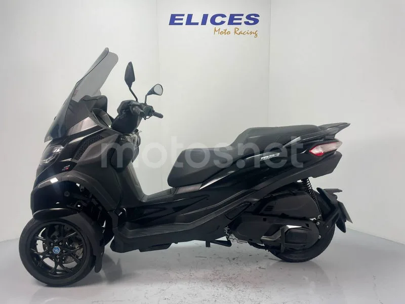 Piaggio MP3 - Vista 14