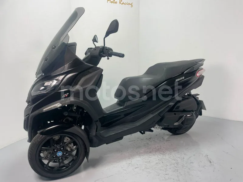Piaggio MP3 - Vista 15