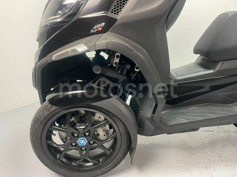 Piaggio MP3 - Vista 18