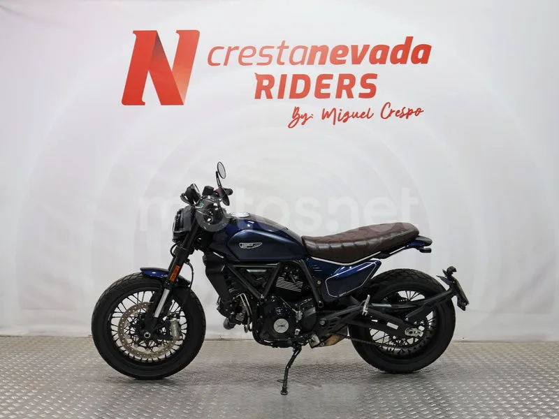 Ducati Scrambler - Vista 4