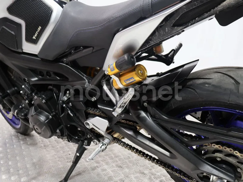 Yamaha MT-09 - Vista 13