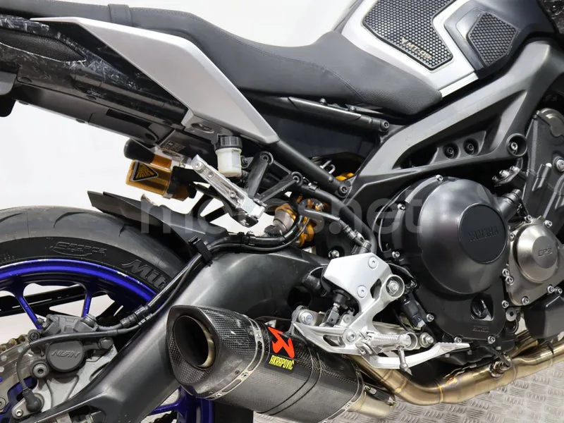 Yamaha MT-09 - Vista 14