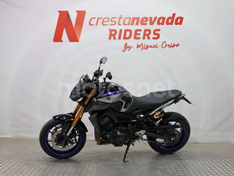 Yamaha MT-09 - Vista 4