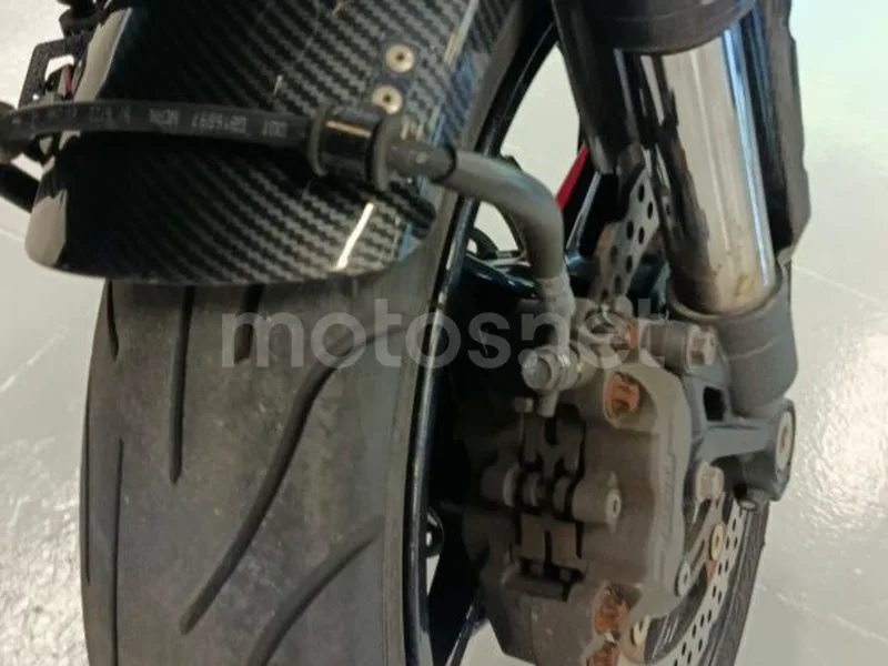 Kawasaki Z900 - Vista 5
