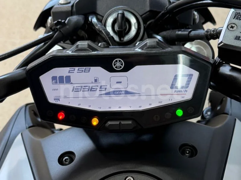 Yamaha MT-07 - Vista 4