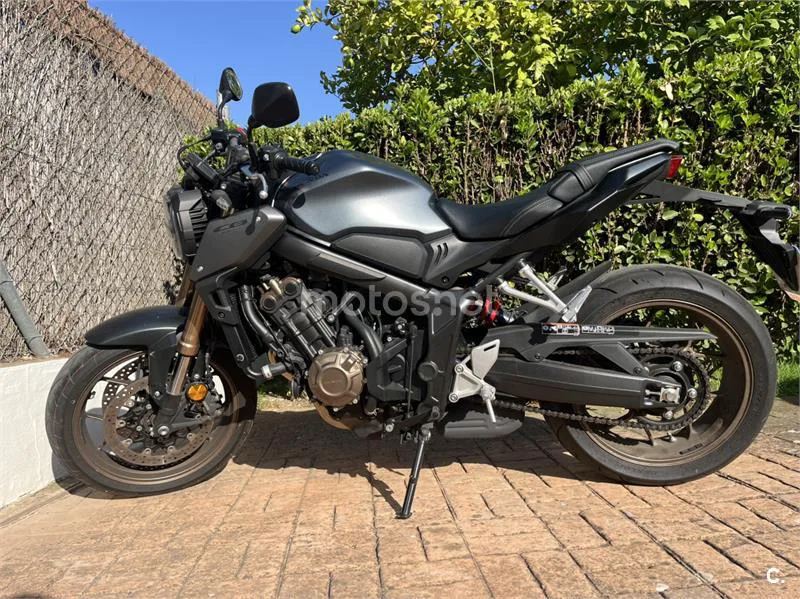 Honda CB650R - Vista 6