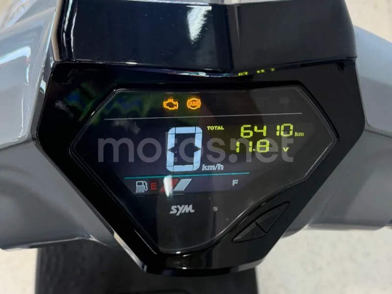 SYM Symphony ST 125 - Vista 3
