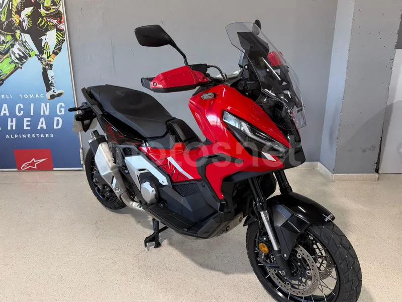 Honda X-ADV - Vista 9