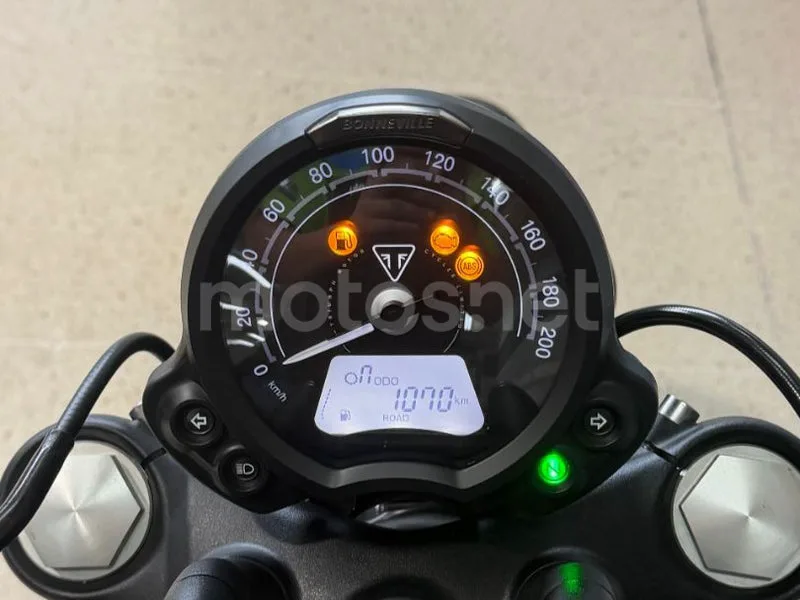 Triumph Bonneville Bobber 12.500 € 2023 Pontevedra - 2