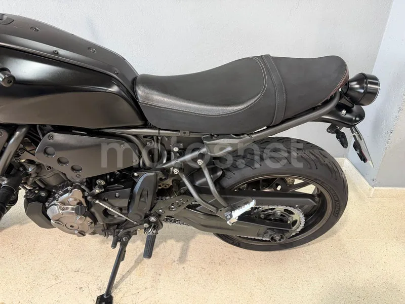 Yamaha XSR700 - Vista 4