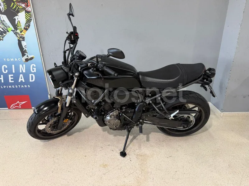 Yamaha XSR700 - Vista 5