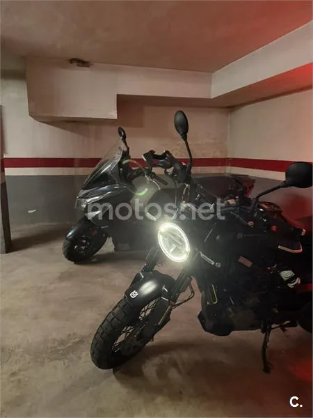 Husqvarna Svartpilen 125 2700 € 2022 Castellón - 2