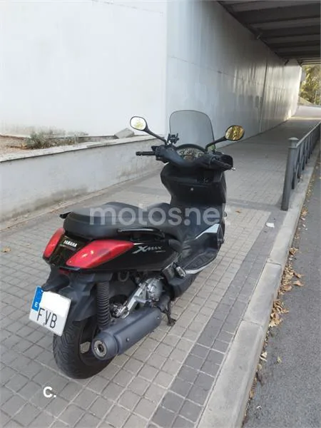 Yamaha XMAX 250 - Vista 3