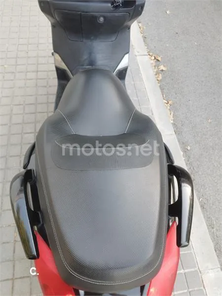 Yamaha XMAX 250 - Vista 7