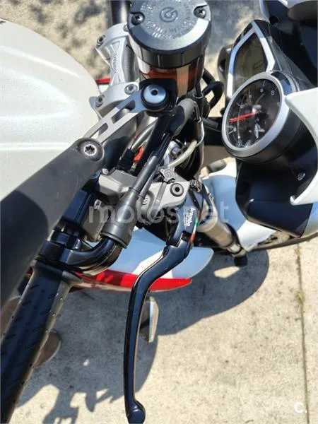 Triumph Street Triple R - Vista 7