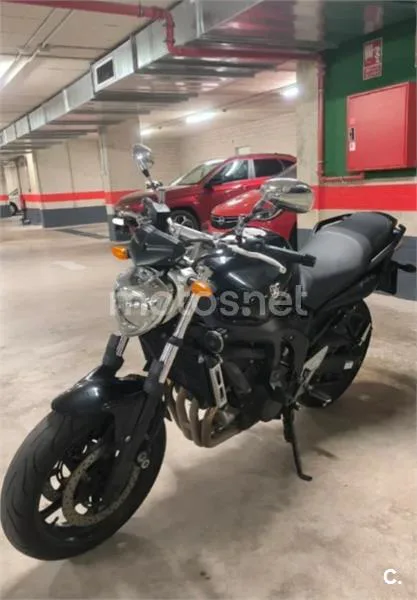 Yamaha FZ6 S2 - Vista 3