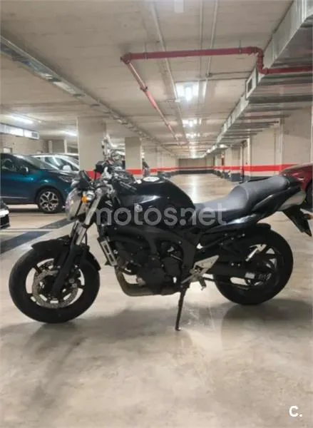 Yamaha FZ6 S2 - Vista 4
