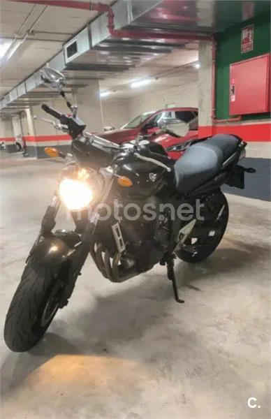Yamaha FZ6 S2 - Vista 6