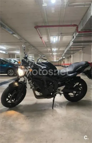 Yamaha FZ6 S2 - Vista 7