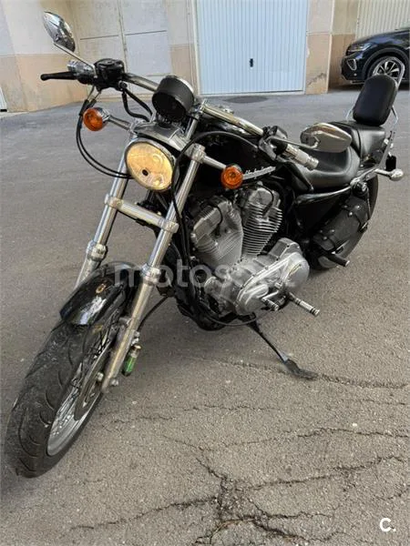 Harley-Davidson Sportster 883 - Vista 3