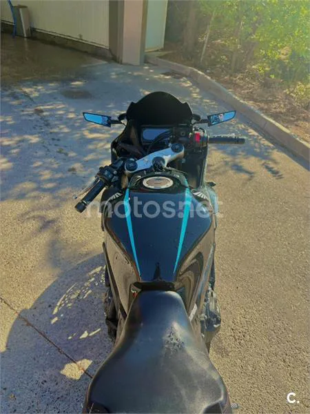 Honda CBR650R - Vista 6