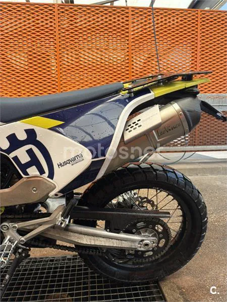 Husqvarna 701 Enduro - Vista 8