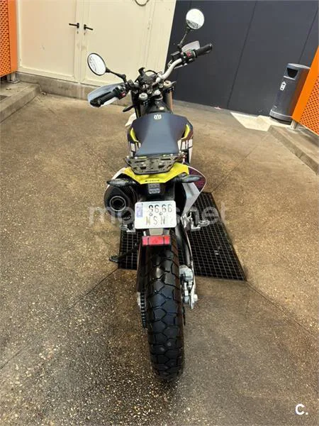 Husqvarna 701 Enduro - Vista 9