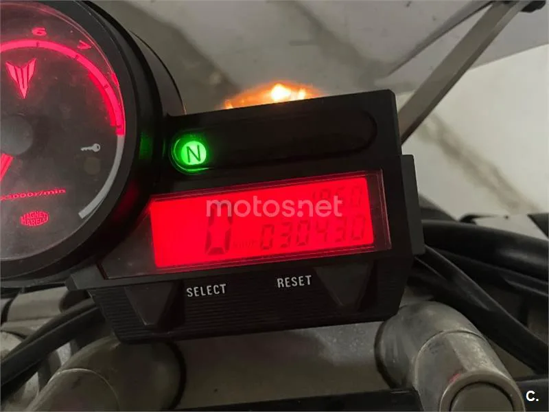 Yamaha MT-03 - Vista 4