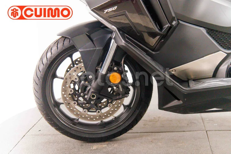 Honda Forza 750 - Vista 19
