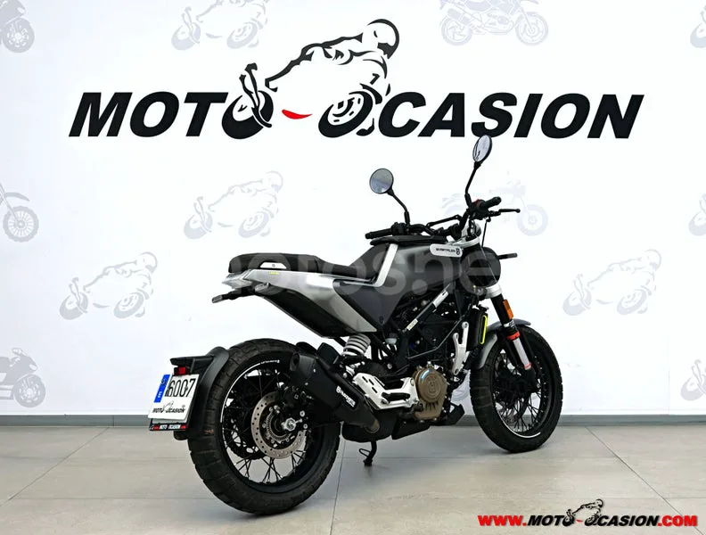 Husqvarna Svartpilen 125 - Vista 3