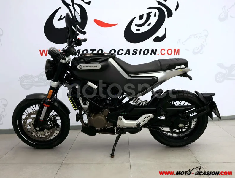 Husqvarna Svartpilen 125 - Vista 7