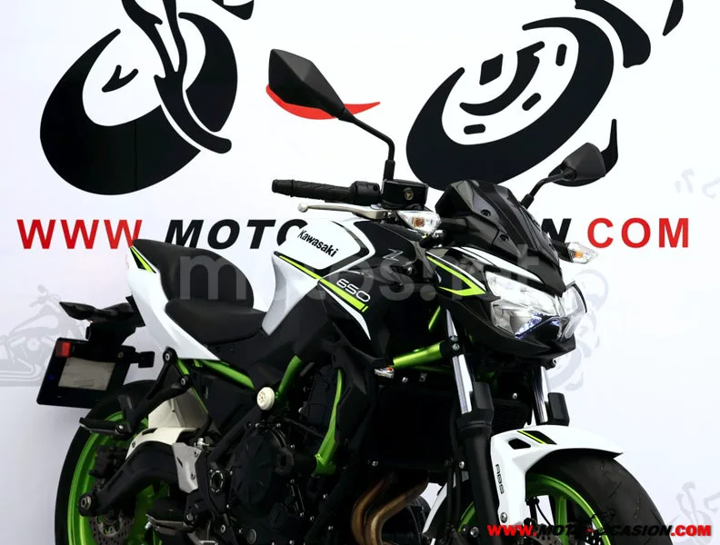 Kawasaki Z650 - Vista 4