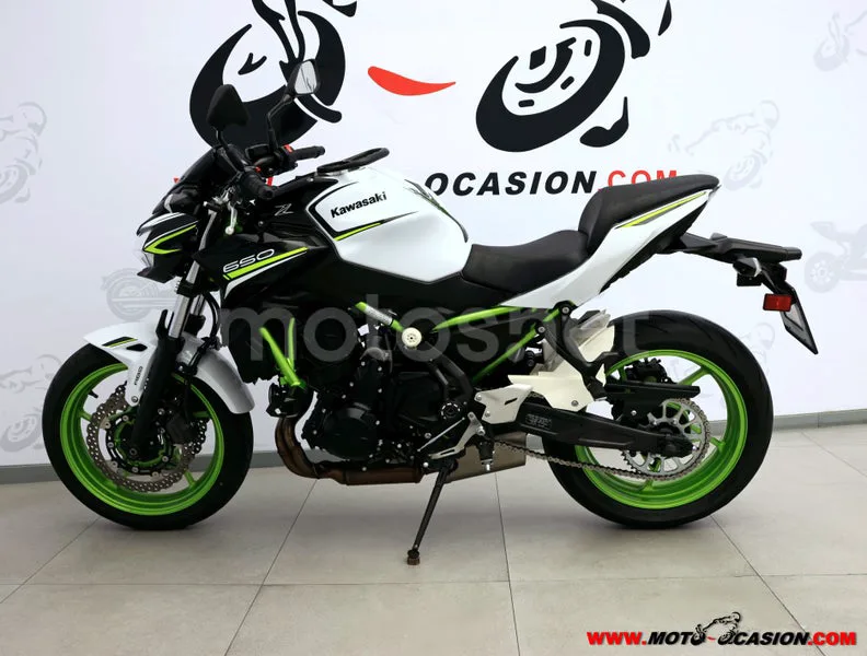 Kawasaki Z650 - Vista 6