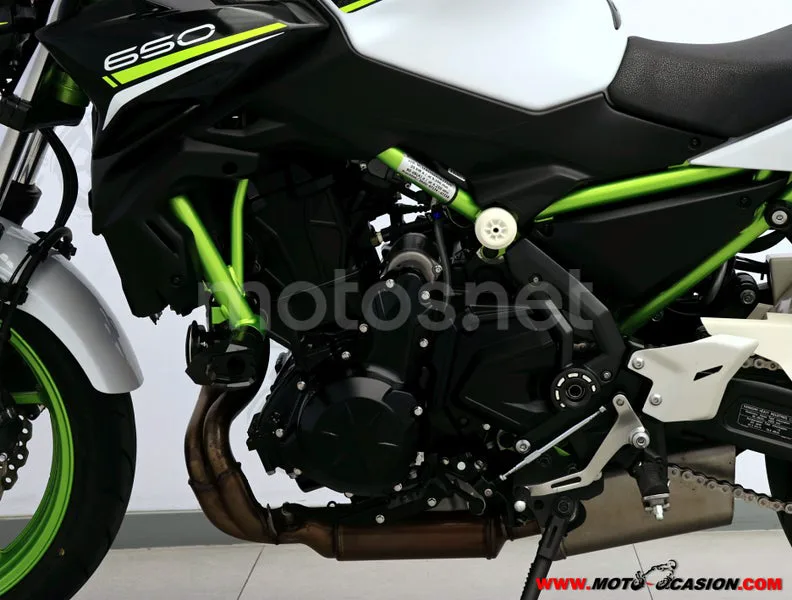 Kawasaki Z650 - Vista 9