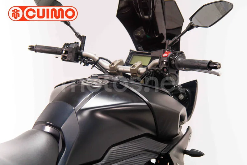 Yamaha MT-09 - Vista 23
