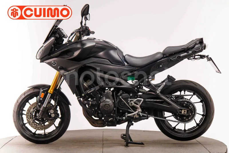 Yamaha MT-09 - Vista 9